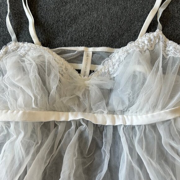 Vintage Victoria's Secret Bridal Lingerie - Picture 2 of 5